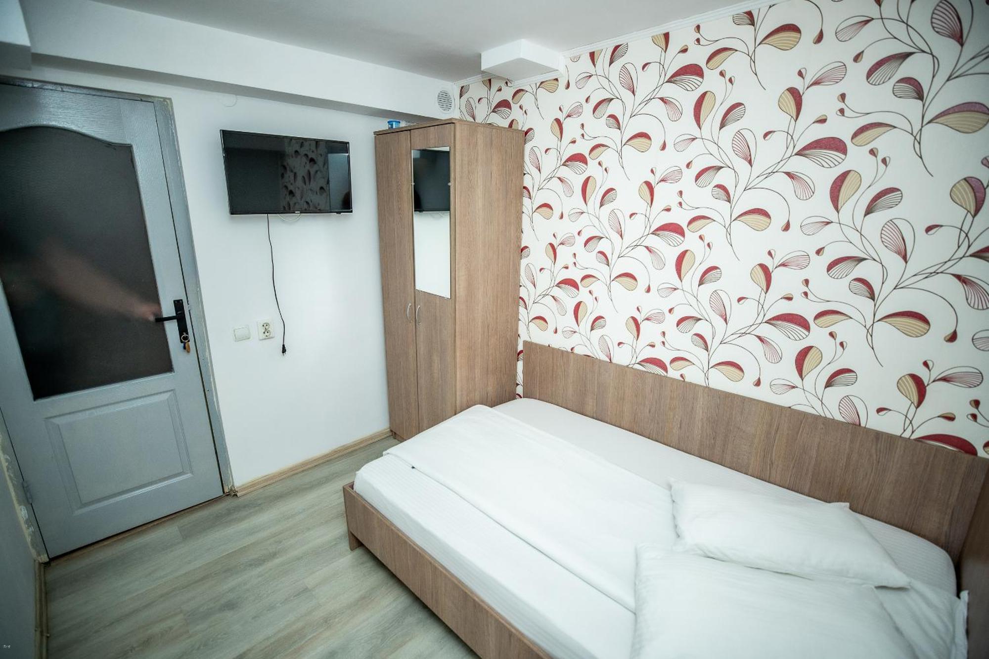 Nelana Guest House Cluj-Napoca Extérieur photo
