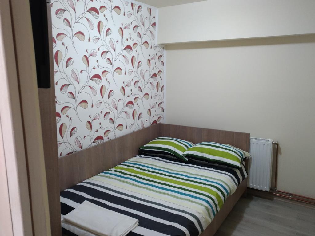 Nelana Guest House Cluj-Napoca Extérieur photo